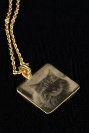GOLD PLATED SQUARE PENDANT
